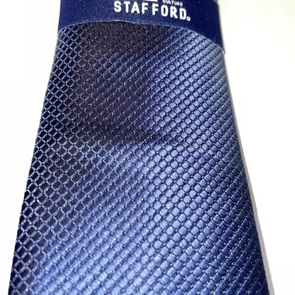 Stafford Tailored Culture STF Boat Table Navy Textured Polyester Necktie Tie